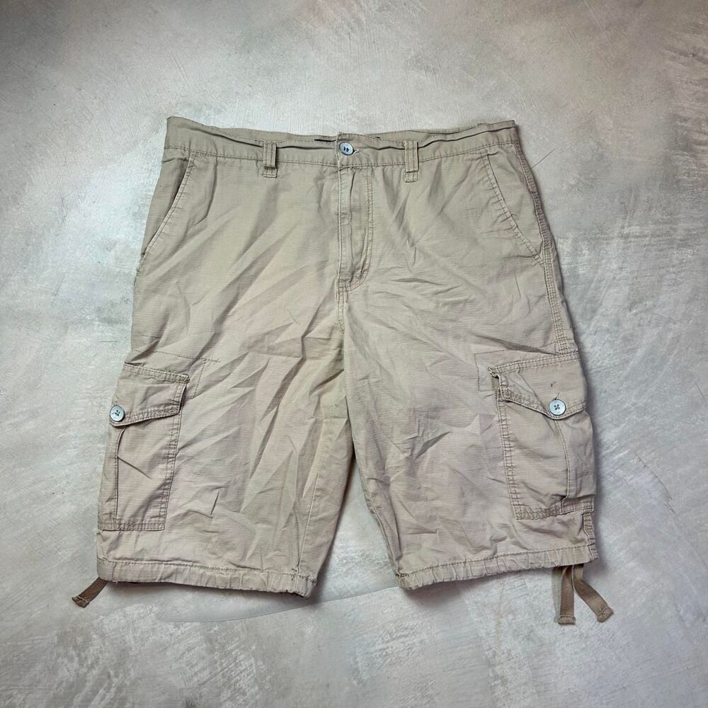 Southpole Men's Tan and Cream Shorts